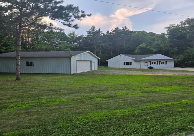 1st image of 2755 N Orr Rd, Hemlock, MI 48626 | MLS# 61050218627