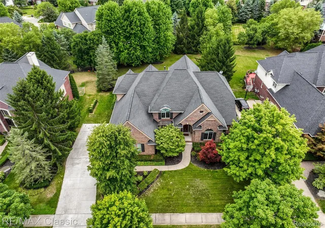 Photo 2 of Single family home for sale at 18133 Mission Point, Northville, MI 48168 | MLS# 20261064871 | Listing updated on 2026-09-16