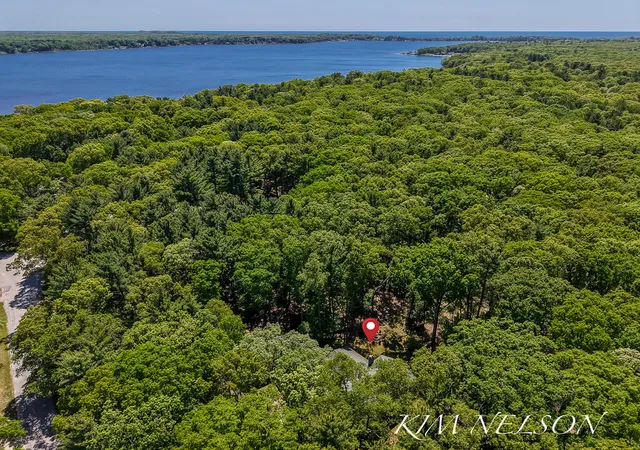 Photo 4 of Single family home for sale at 7211 Mcfall Cir, Montague, MI 49437 | MLS# 71026042922 | Listing updated on 2026-08-25