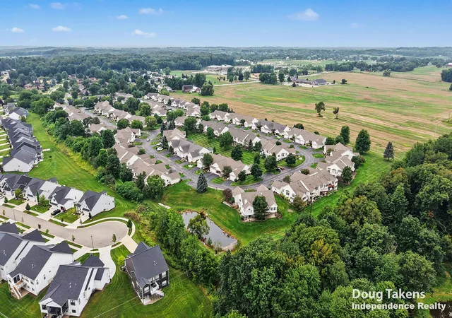 Listing Photo 5 - Condo for sale in building located at 8215 Stoney Ln SW, Byron Center, MI 49315