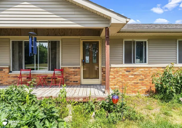 Photo 3 of Single family home for sale at 7353 E Maple Ave, Grand Blanc, MI 48439 | MLS# 5050218628 | Listing updated on 2026-09-01