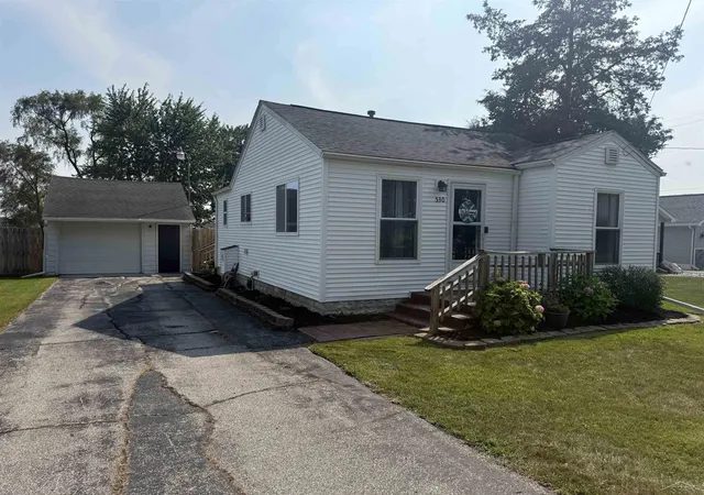 1st image of 530 Church St, Freeland, MI 48623 | MLS# 61050218633