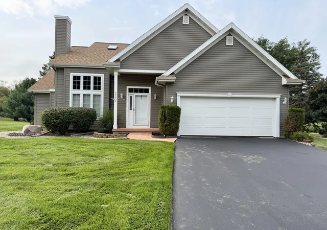 1st image of 119 Kings Ct, Battle Creek, MI 49015 | MLS# 62026042930