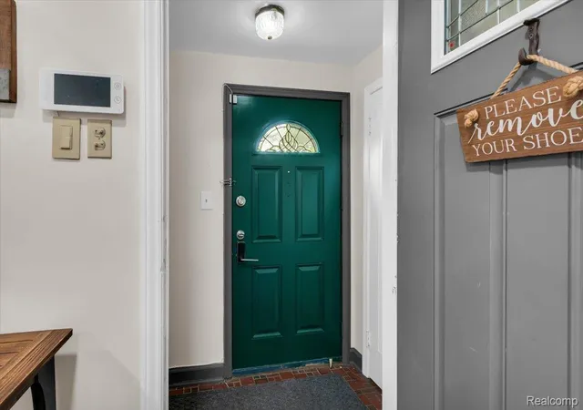 Photo 3 of Single family home for sale at 476 Touraine Rd, Grosse Pointe Farms, MI 48236 | MLS# 20261064886 | Listing updated on 2026-08-29