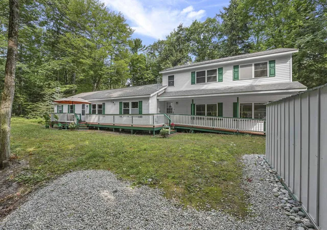 2nd image of 13057 N Cherrywood Ct, Northport, MI 49670 | MLS# 78080072394