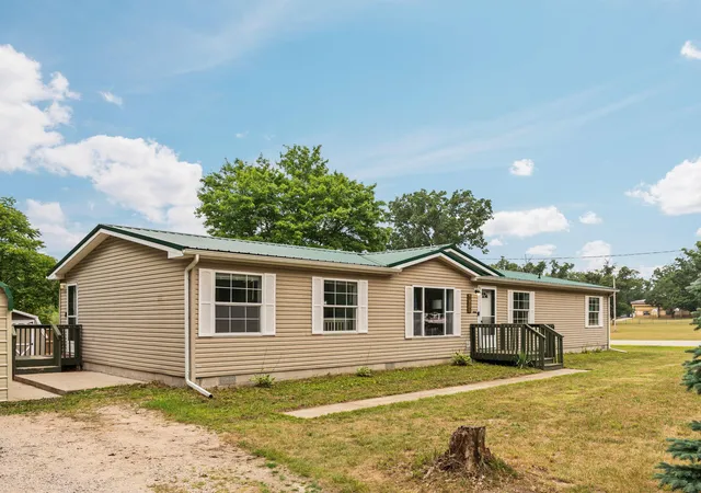 Photo 1 of Single family home for sale at 766 E Adda St, White Cloud, MI 49349 | MLS# 72026042938 | Listing updated on 2026-09-14
