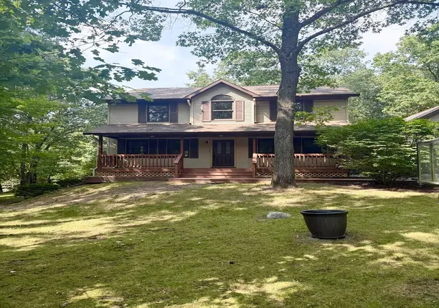 1st image of 13323 Twin Creek Ln Ne, Greenville, MI 48838 | MLS# 72026042937