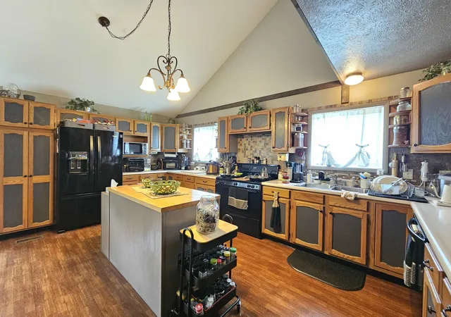 Photo 3 of Single family home for sale at 2371 W Rainbow, Mc Bain, MI 49657 | MLS# 78080072400 | Listing updated on 2026-09-05