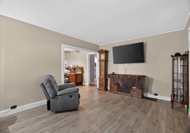 Photo 4 of Single family home for sale at 6496 Bowerman Rd, Horton, MI 49246 | MLS# 55026042944 | Listing updated on 2026-09-11