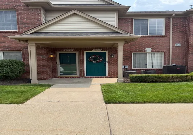 Photo 1 of Condo for sale at 45543 Hidden View Ct, Utica, MI 48315 | MLS# 58050218642 | Listing updated on 2026-10-09