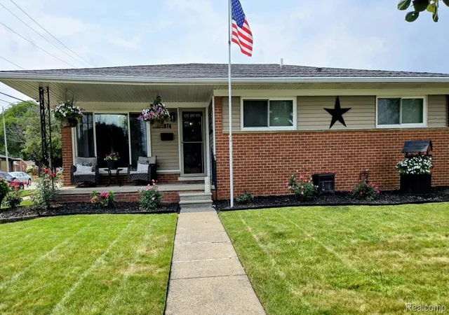 2nd image of 1874 Newman St, Trenton, MI 48183 | MLS# 20261064915