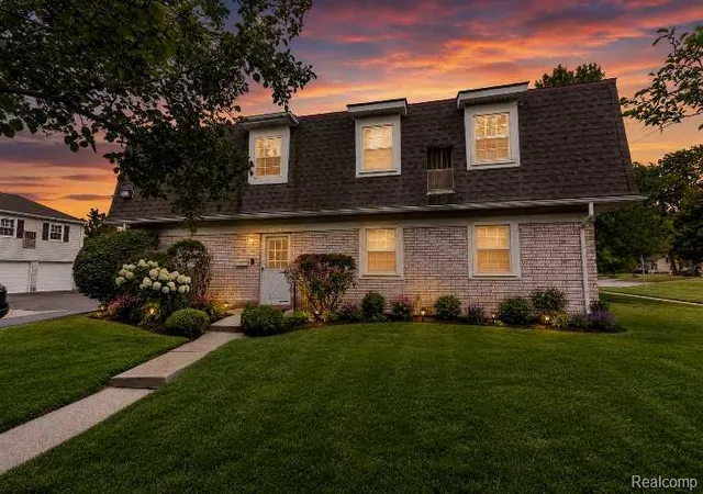 Photo 1 of Condo for sale at 2260 N Hix Rd, Westland, MI 48185 | MLS# 20261064922 | Listing updated on 2026-09-15