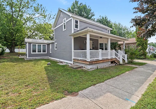 Photo 2 of Single family home for sale at 316 N William St, Ludington, MI 49431 | MLS# 67026042971 | Listing updated on 2026-08-30