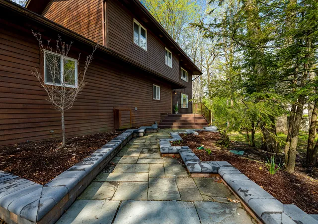 Photo 2 of Single family home for sale at 3949 Waldenwood Dr, Ann Arbor, MI 48105 | MLS# 81026042976 | Listing updated on 2026-09-16