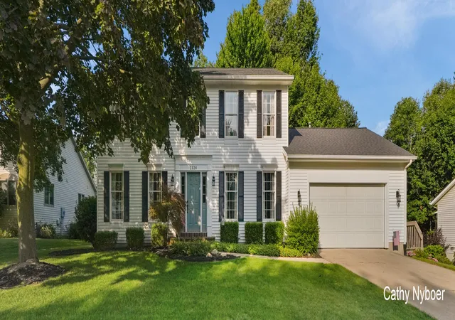 2nd image of 2328 Palm Dale Dr Sw, Wyoming, MI 49519 | MLS# 65026042980