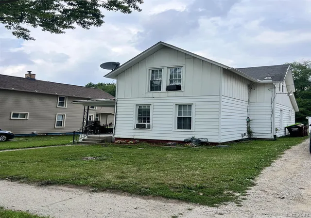 Photo 2 of Single family home for sale at 629 S Winter St, Adrian, MI 49221 | MLS# 56050218657 | Listing updated on 2026-09-16