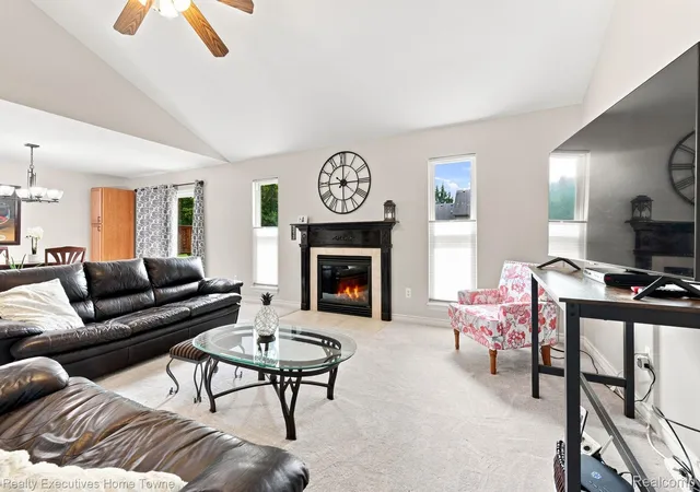 Photo 3 of Single family home for sale at 3799 Arlington Ave, Fort Gratiot, MI 48059 | MLS# 20261064937 | Listing updated on 2026-09-12