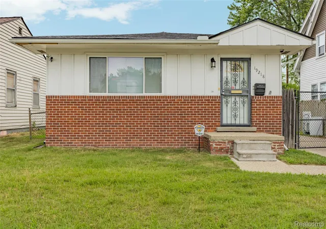 Photo 1 of Sale Pending at 19218 Helen St, Detroit, MI 48234 | MLS# 20261064944 | Listing updated on 2026-09-15