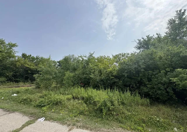 Photo 3 of Land for sale at 1838 S Warren Ave, Saginaw, MI 48601 | MLS# 61050218665 | Listing updated on 2026-08-15