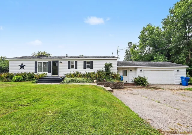 2nd image of 110 Dotson Dr, Sherwood, MI 49089 | MLS# 66026042991