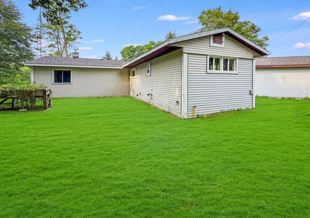 5th image of 9010 E Edgar Rd, Vestaburg, MI 48891 | MLS# 79080072404