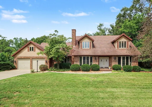 Photo 2 of Single family home for sale at 604 Flower St, Three Rivers, MI 49093 | MLS# 68026042996 | Listing updated on 2026-09-15