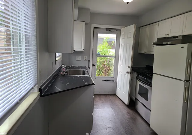 Photo 2 of Single family home for sale at 620 Eugene Ave, Ypsilanti, MI 48198 | MLS# 5050218673 | Listing updated on 2026-08-17