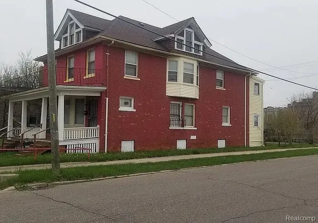 Photo 2 of Single family home for sale at 169 Avalon St, Highland Park, MI 48203 | MLS# 20261064972 | Listing updated on 2026-08-16