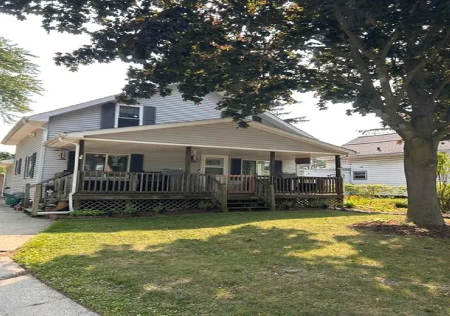 1st image of 108 Grove Ave, Alma, MI 48801 | MLS# 79080072407