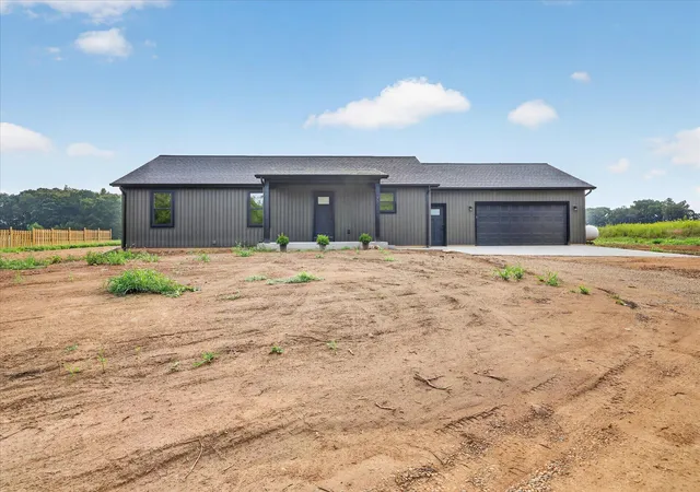 2nd image of 9851 Cedar Creek Rd, Delton, MI 49046 | MLS# 65026043010