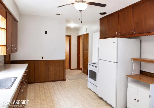 Photo 4 of Single family home for sale at 16890 25 Mile Rd, Macomb, MI 48042 | MLS# 58050218679 | Listing updated on 2026-09-17