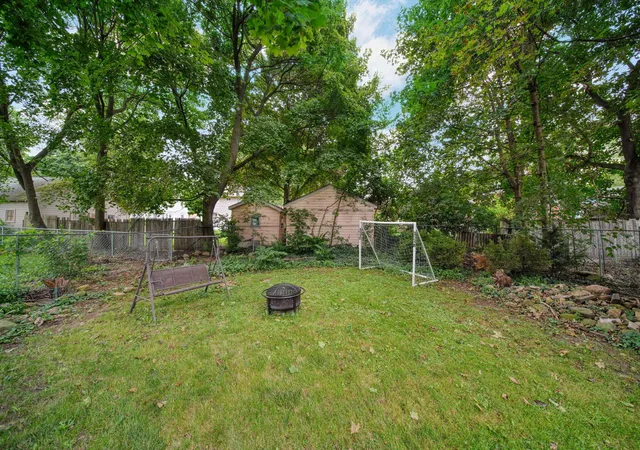 36th image of 227 N Bowen St, Jackson, MI 49202 | MLS# 55026043013