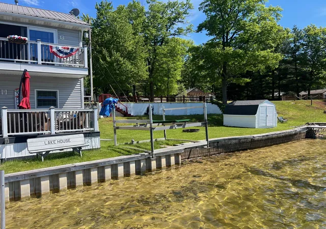 2nd image of 1516 Forest, Harrison, MI 48625 | MLS# 79080072409