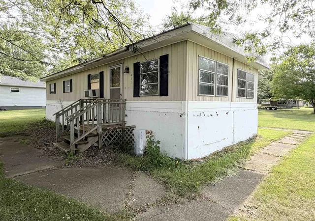 1st image of 311 N 5th St, Shepherd, MI 48883 | MLS# 79080072410