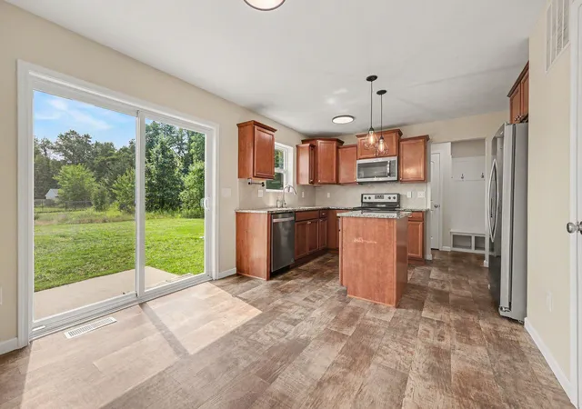 5th image of 6219 Summer Ridge Ct, Greenville, MI 48838 | MLS# 72026043021