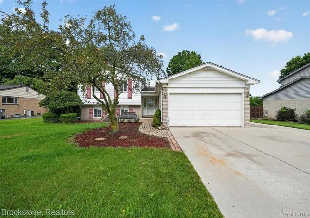 Photo 3 of Single family home for sale at 39795 Waldorf Dr, Clinton Township, MI 48038 | MLS# 20261064988 | Listing updated on 2026-09-02