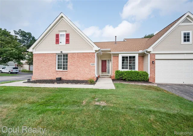 Photo 1 of Sale Pending at 6351 Pembrook Dr, Westland, MI 48185 | MLS# 20261064989 | Listing updated on 2026-08-20