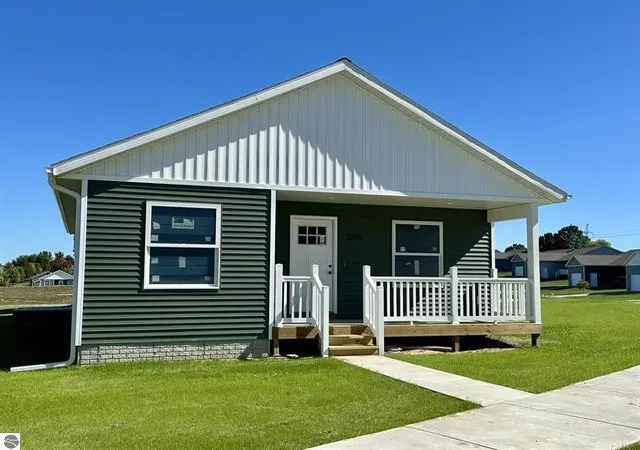 1st image of 905 Sepia St, Traverse City, MI 49696 | MLS# 78080072414