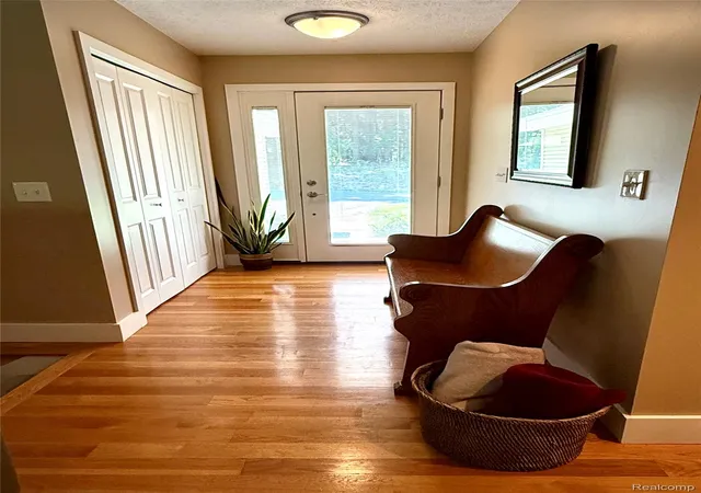 Photo 4 of Single family home for sale at 4464 Prouty Rd, Traverse City, MI 49686 | MLS# 20261064995 | Listing updated on 2026-09-15