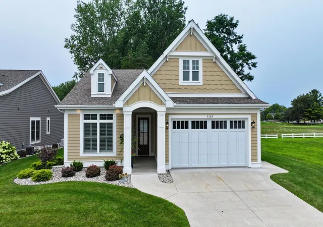 2nd image of 4169 Village Grn, Tittabawassee Township Saginaw, MI 48623 | MLS# 79080072415