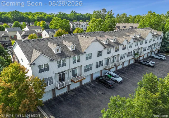 Listing Photo 4 - Condo for sale in building located at 830 Summerfield Dr, Westland, MI 48185 9662 - Unit #256