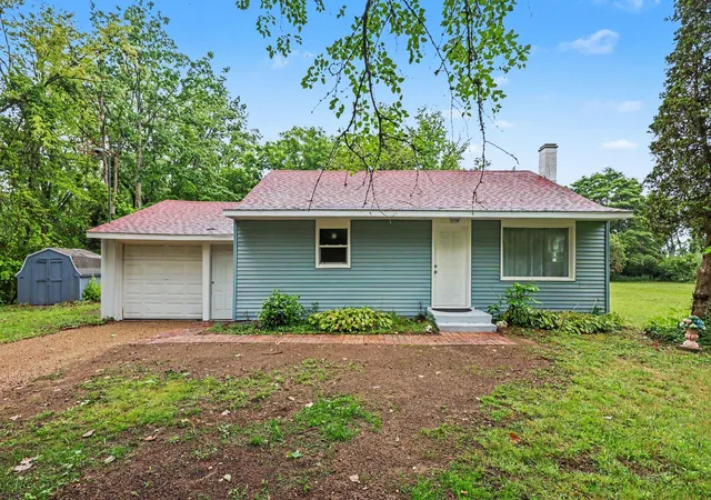 1st image of 8630 M-140, South Haven, MI 49090 | MLS# 66026043032
