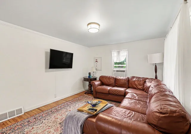 3rd image of 8630 M-140, South Haven, MI 49090 | MLS# 66026043032