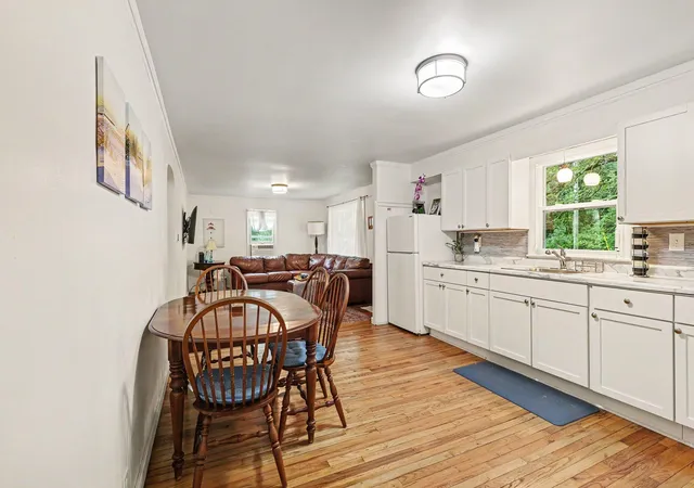 5th image of 8630 M-140, South Haven, MI 49090 | MLS# 66026043032