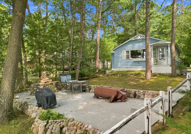 Photo 3 of Single family home for sale at 9545 E School Section Lake Dr, Mecosta, MI 49332 | MLS# 72026043038 | Listing updated on 2026-08-17