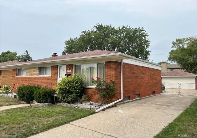 Photo 1 of Single family home for sale at 27580 Jean Rd, Warren, MI 48093 | MLS# 20261065026 | Listing updated on 2026-08-16
