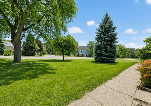 2nd image of 1437 Wingate Blvd, Ypsilanti, MI 48198 | MLS# 20261065030