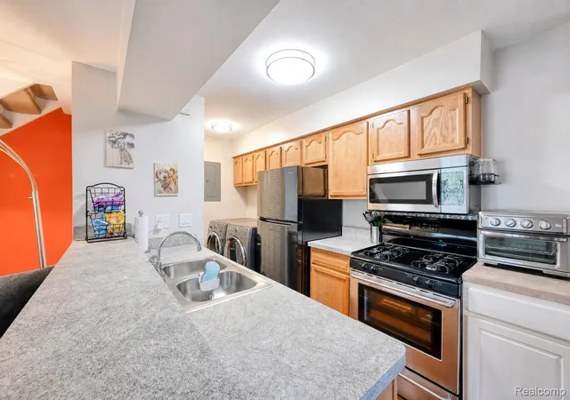 3rd image of 1437 Wingate Blvd, Ypsilanti, MI 48198 | MLS# 20261065030