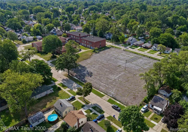 Photo 3 of Single family home for sale at 26123 Mcdonald St, Dearborn Heights, MI 48125 | MLS# 20261065035 | Listing updated on 2026-08-20