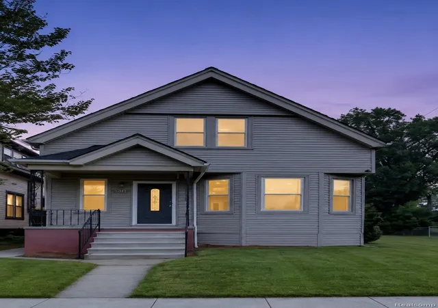 Photo 2 of Single family home for sale at 5012 Fischer St, Detroit, MI 48213 | MLS# 20261065036 | Listing updated on 2026-09-06